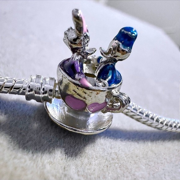 Donald and Daisy Teacup Charm fits Pandora - Picture 5 of 9
